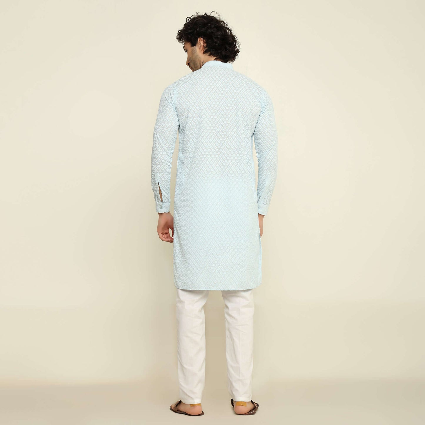 NAQSH Sky Blue Chikankari Kurta for Men which has chikankari embroidery. Perfect mens sky blue wedding kurta for male by Crease India.