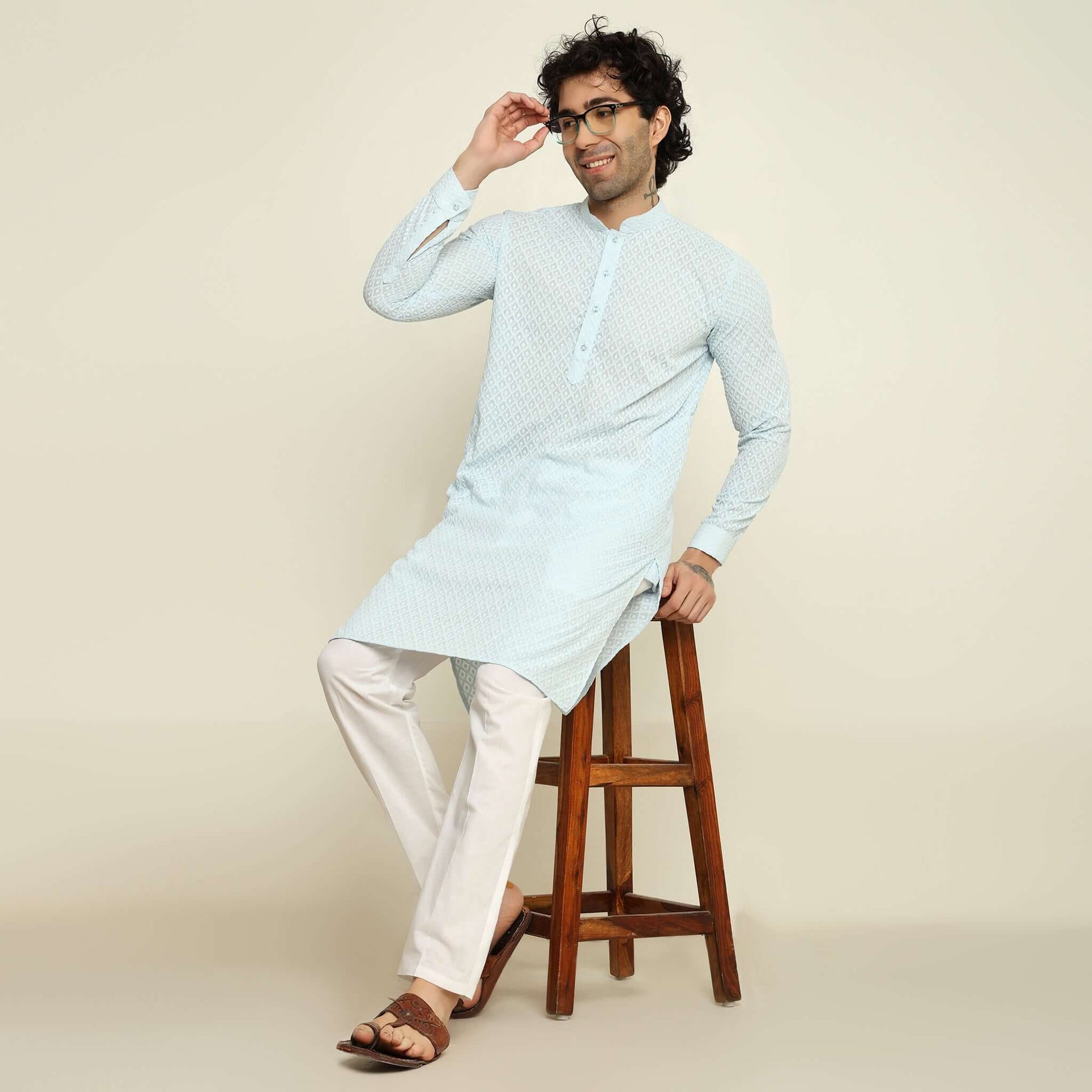 NAQSH Sky Blue Chikankari Kurta for Men which has chikankari embroidery. Perfect mens sky blue wedding kurta for male by Crease India.