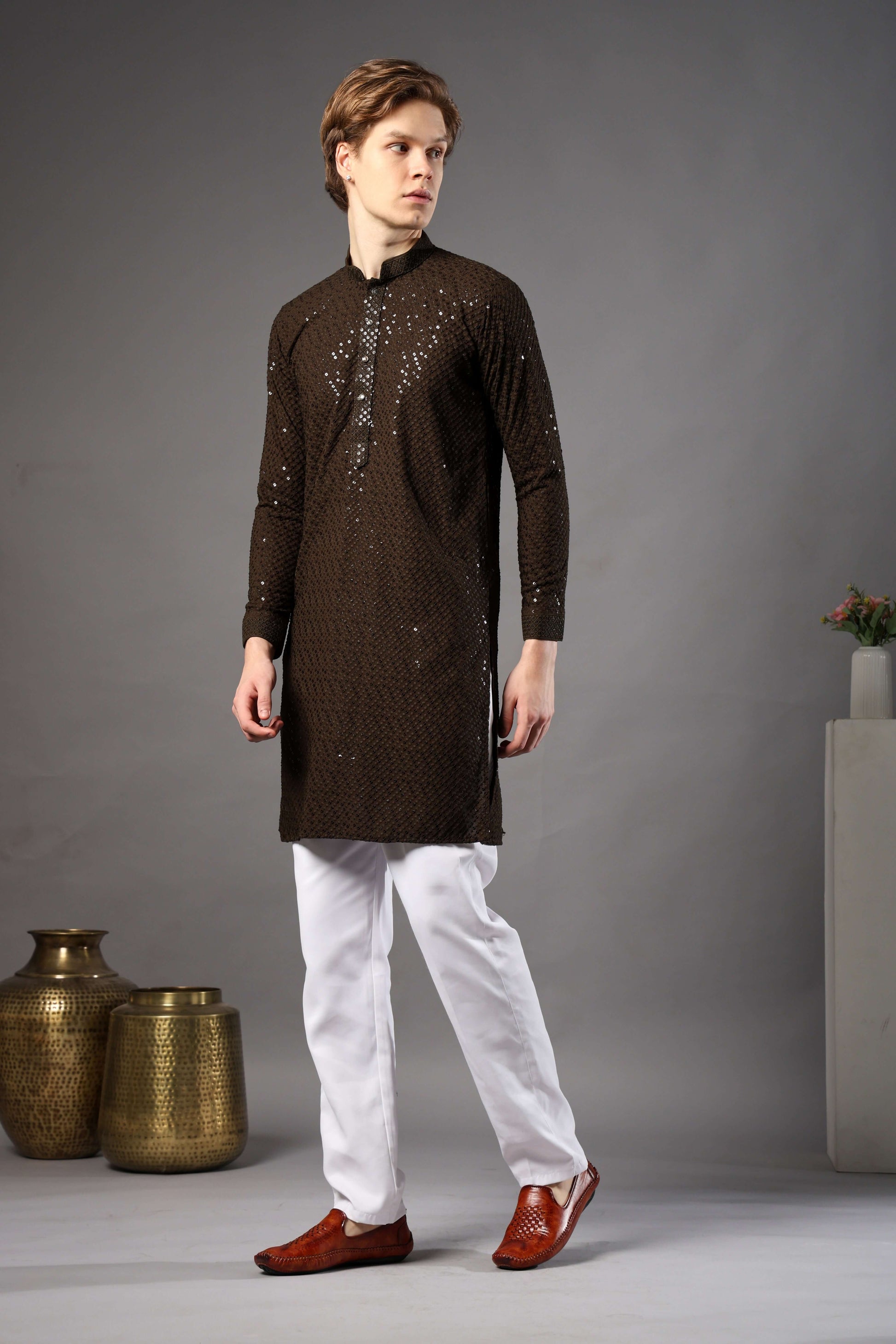 Mehendi Chikankari Sequin Kurta for Men by Crease India – best mens kurta for mehendi, sangeet, night weddings and festive events. Buy sequin embellished mens mehendi kurta online.
