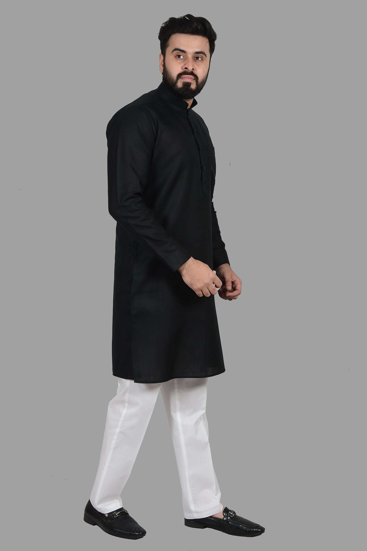 Solid Black Plain kurta for Men which is made up of premium cotton is perfect for daily wear and wedding functions. Shop this solid black plain wedding cotton kurta for male from Crease India website.