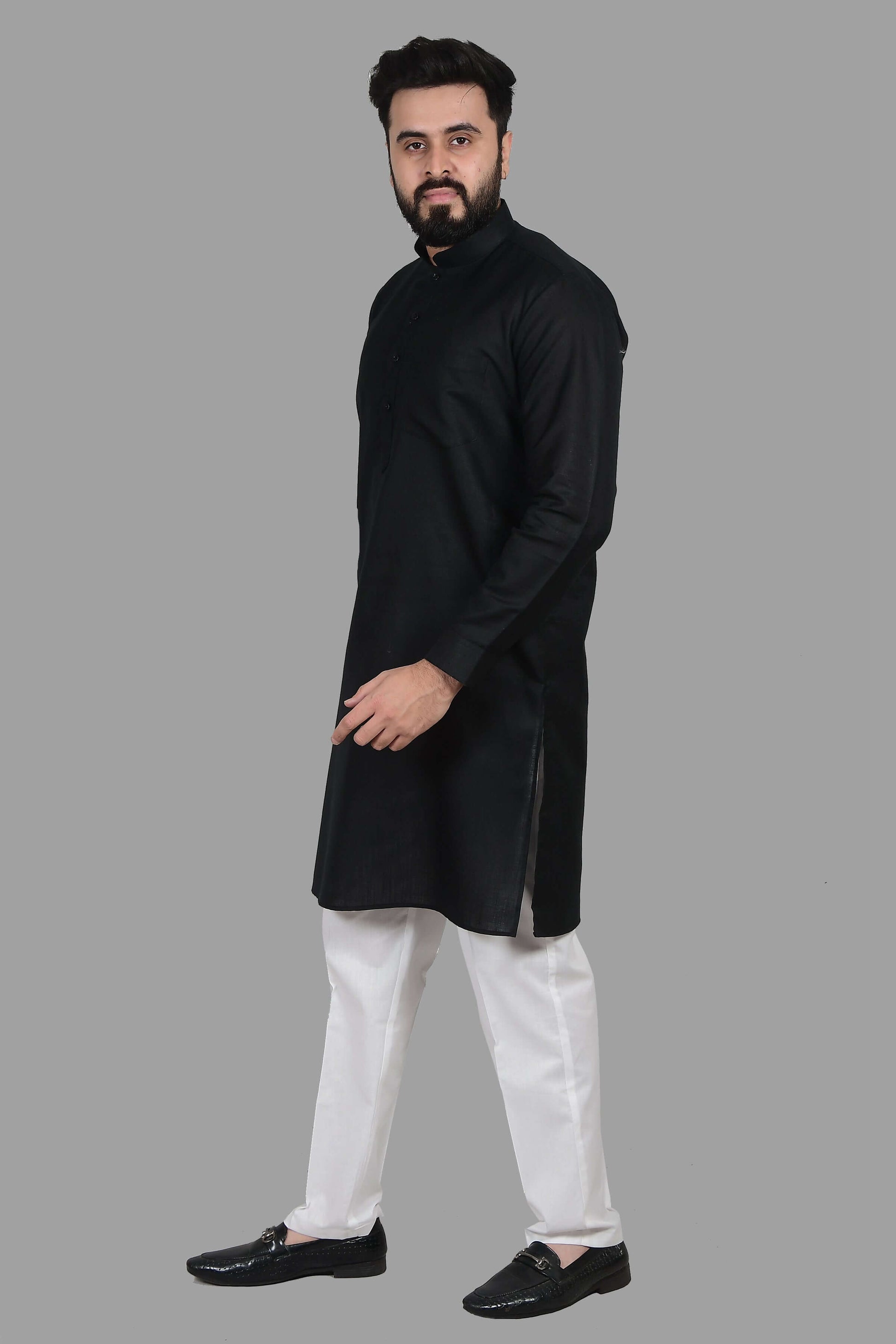 Solid Black Plain kurta for Men which is made up of premium cotton is perfect for daily wear and wedding functions. Shop this solid black plain wedding cotton kurta for male from Crease India website.
