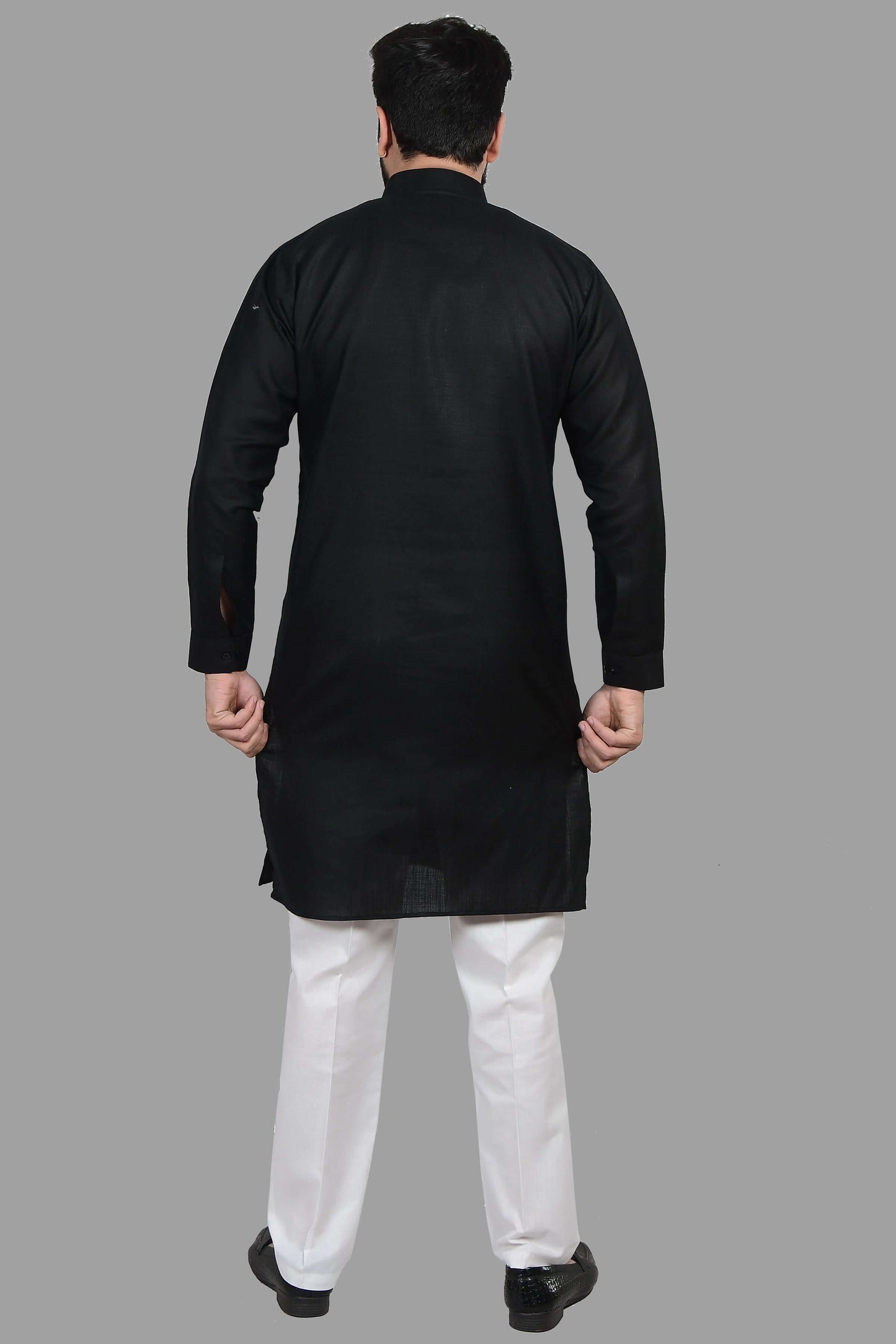 Solid Black Plain kurta for Men which is made up of premium cotton is perfect for daily wear and wedding functions. Shop this solid black plain wedding cotton kurta for male from Crease India website.