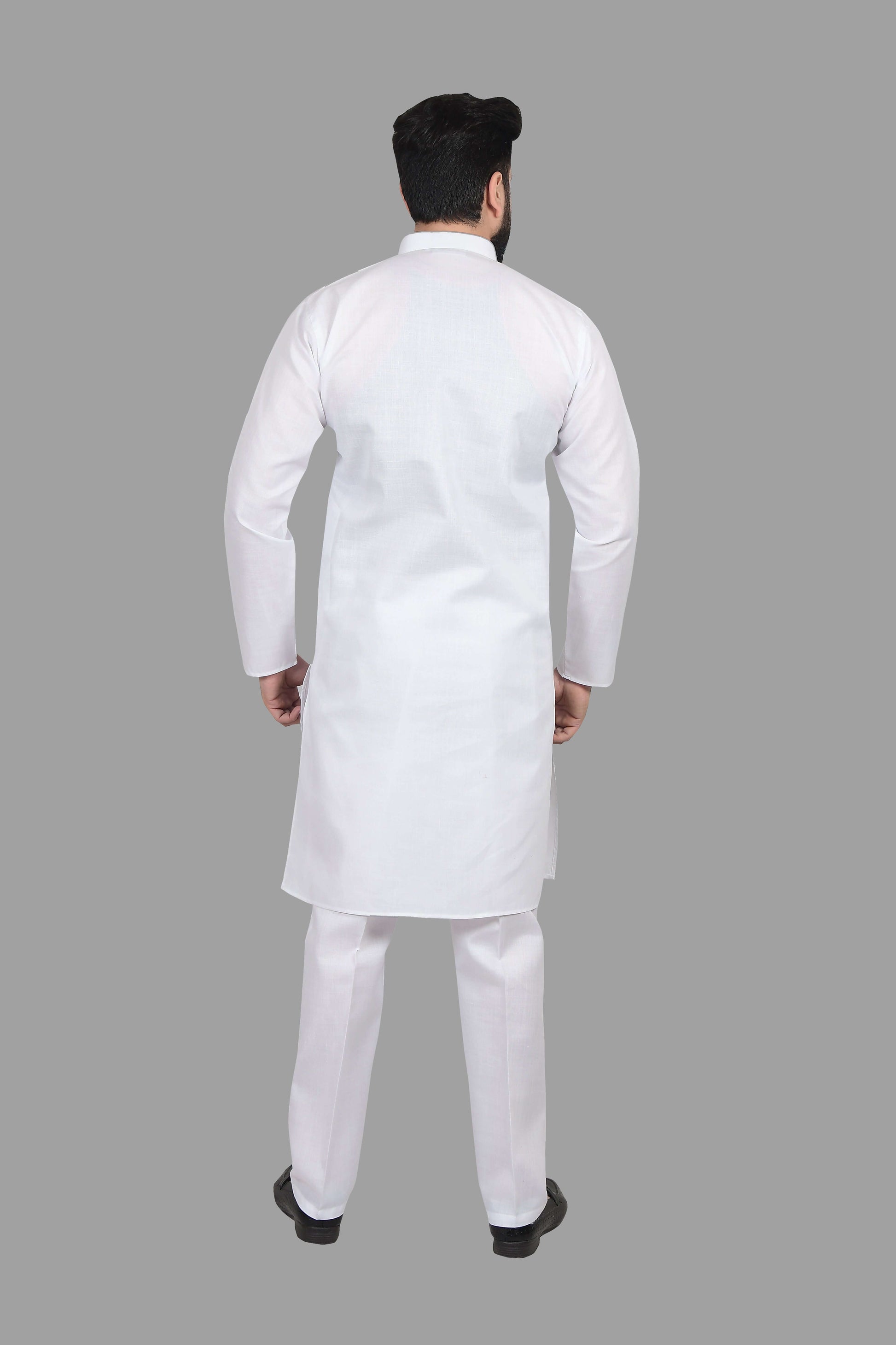 Solid White Plain kurta for Men which is made up of premium cotton is perfect for daily wear and wedding functions. Shop this solid white plain wedding cotton kurta for male from Crease India website.