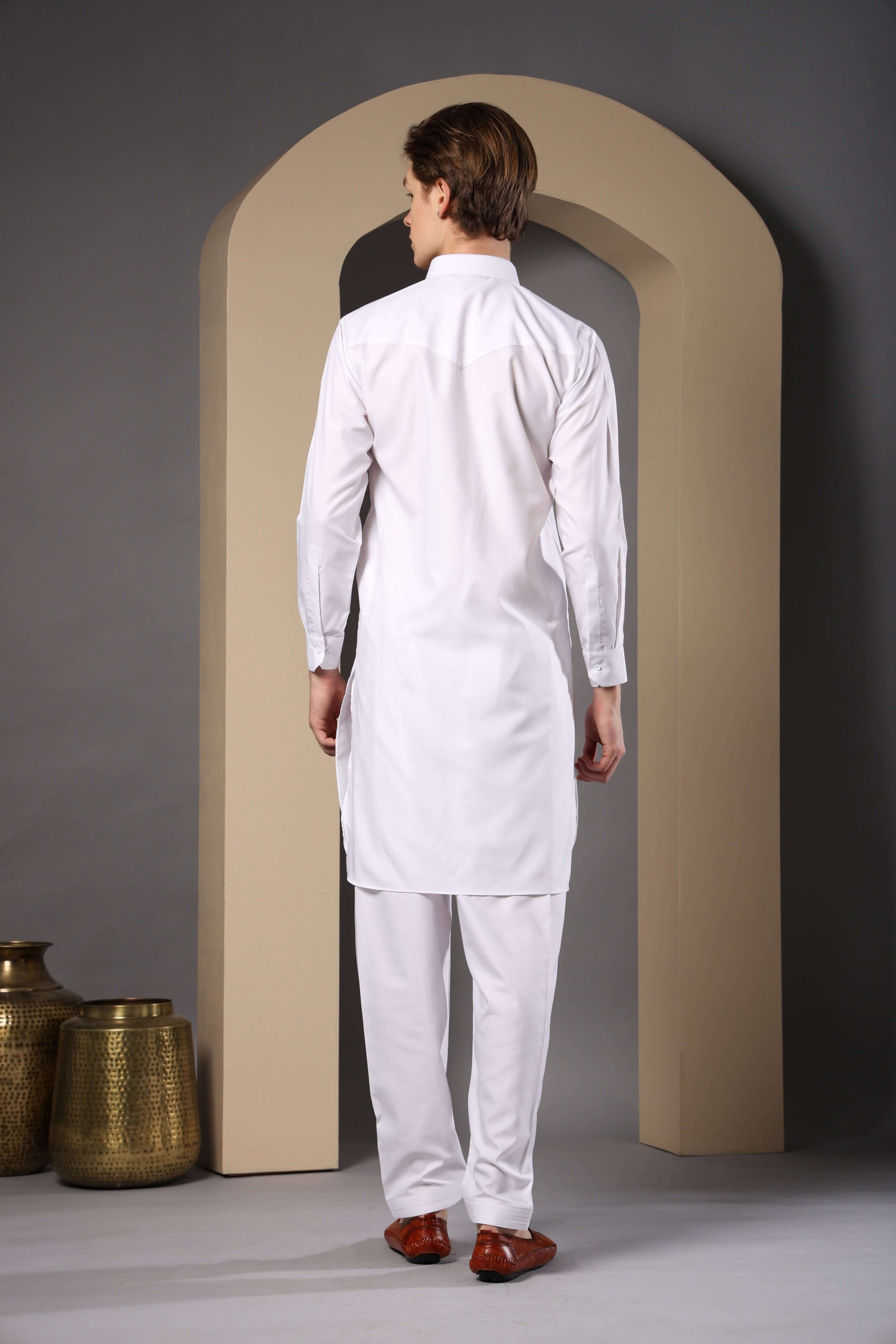 White Pathani Kurta for Men by Crease India – perfect men's pathani kurta for eid, friday prayers, dinner parties & even dailywear. Buy stylish men's white pathani kurta online.