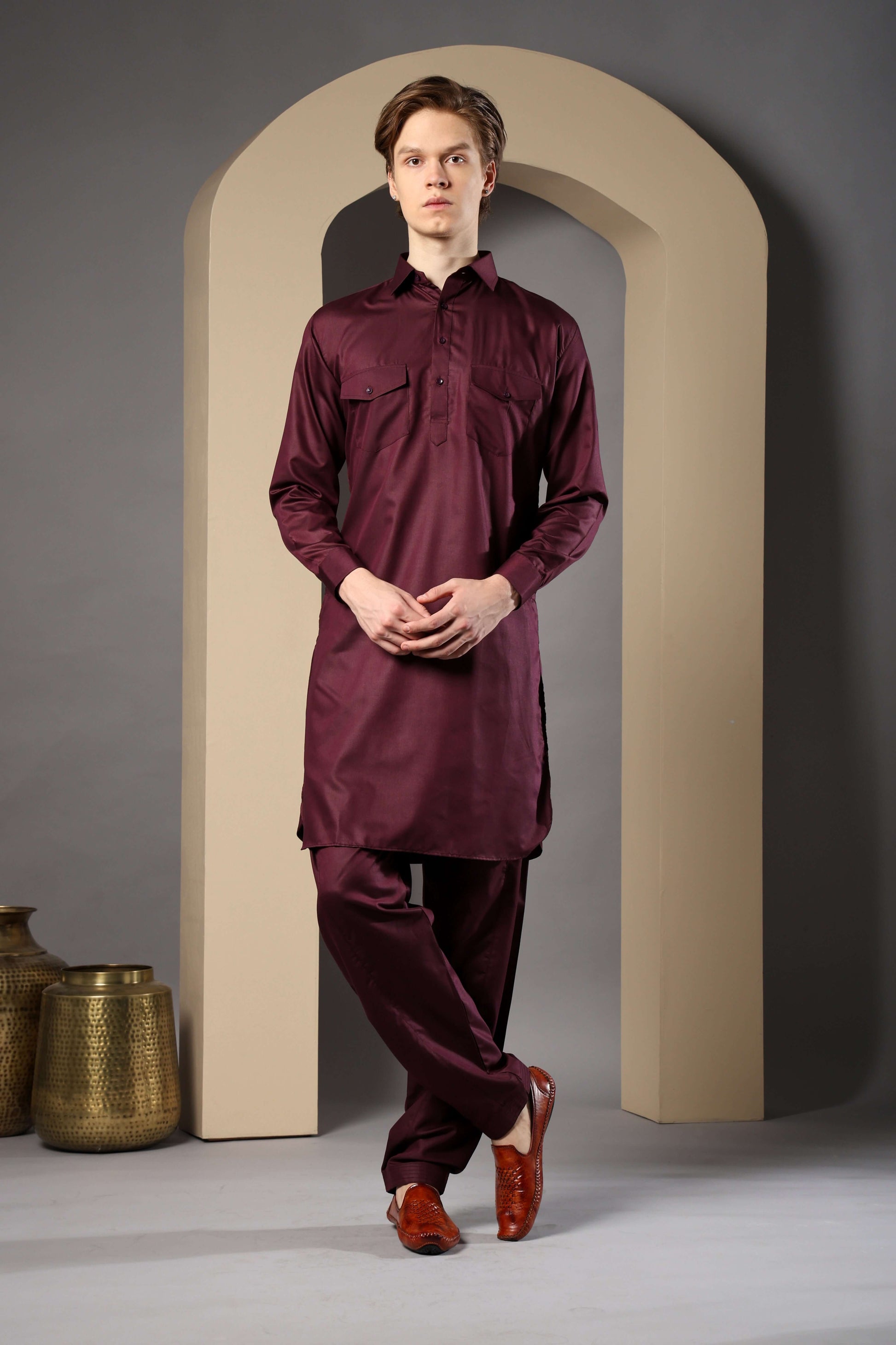 Wine Pathani Kurta for Men by Crease India – perfect men's pathani kurta for eid, friday prayers, dinner parties & even dailywear. Buy stylish men's wine pathani kurta online.