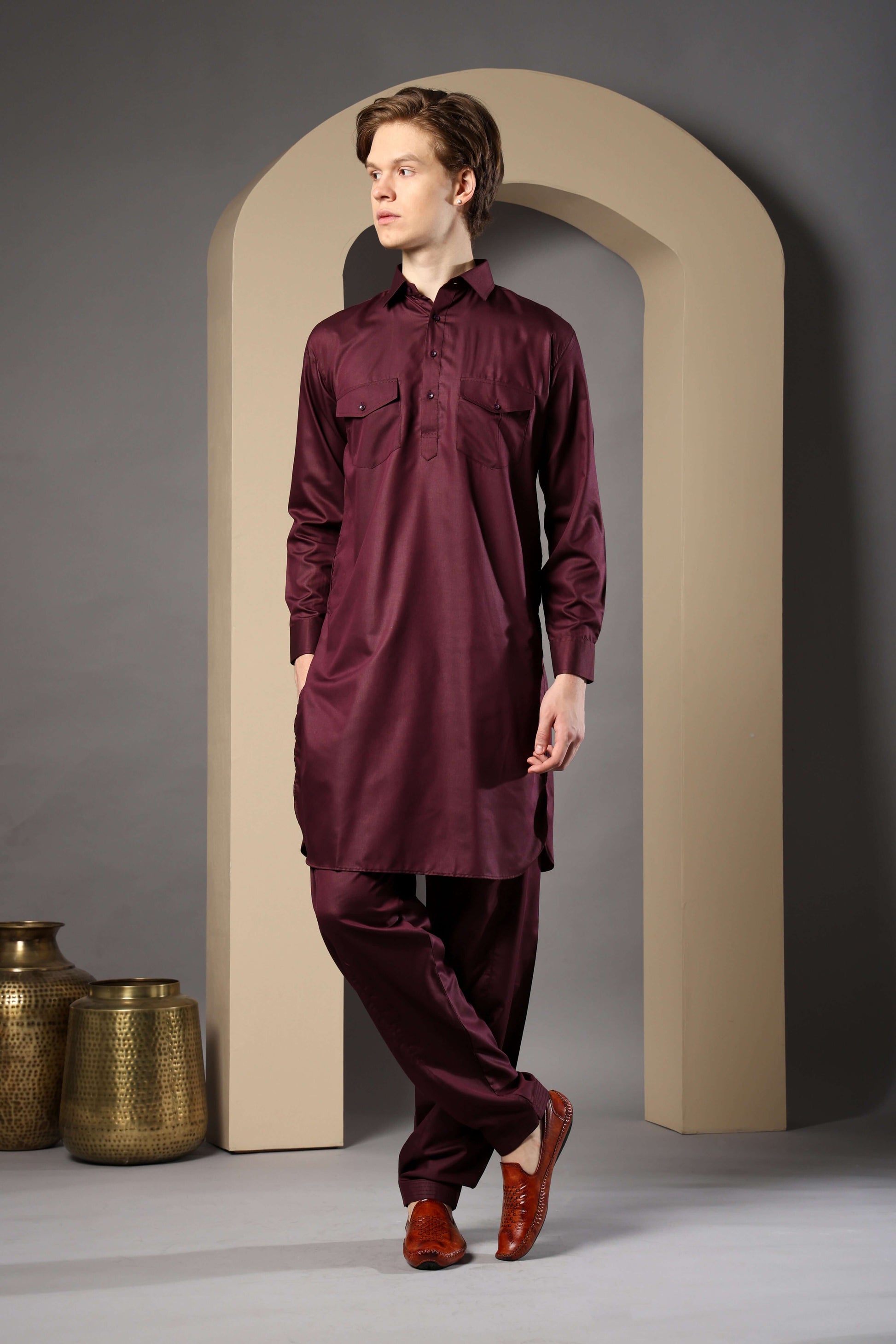 Wine Pathani Kurta for Men by Crease India – perfect men's pathani kurta for eid, friday prayers, dinner parties & even dailywear. Buy stylish men's wine pathani kurta online.
