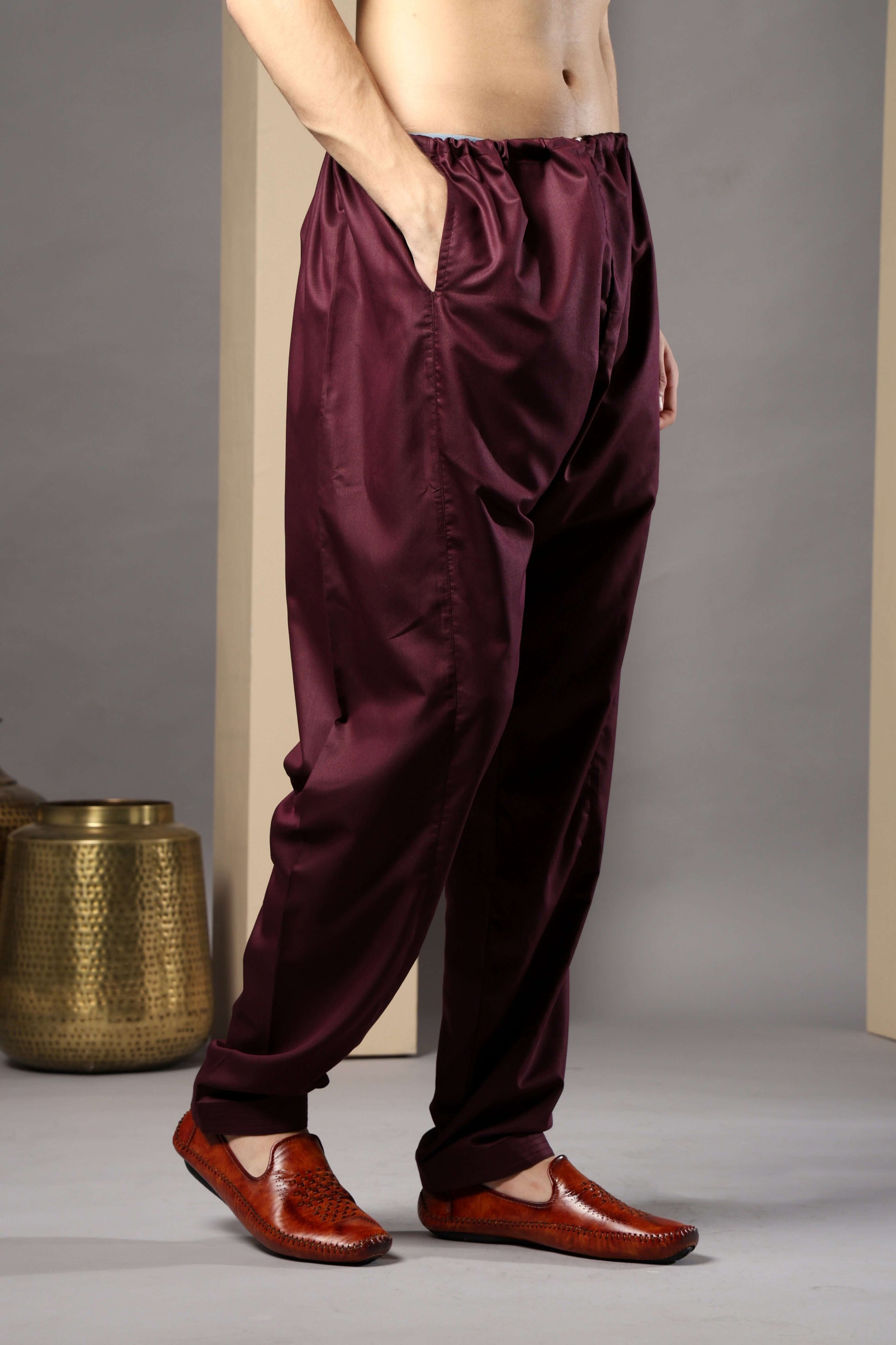 Wine Pathani Kurta for Men by Crease India – perfect men's pathani kurta for eid, friday prayers, dinner parties & even dailywear. Buy stylish men's wine pathani kurta online.