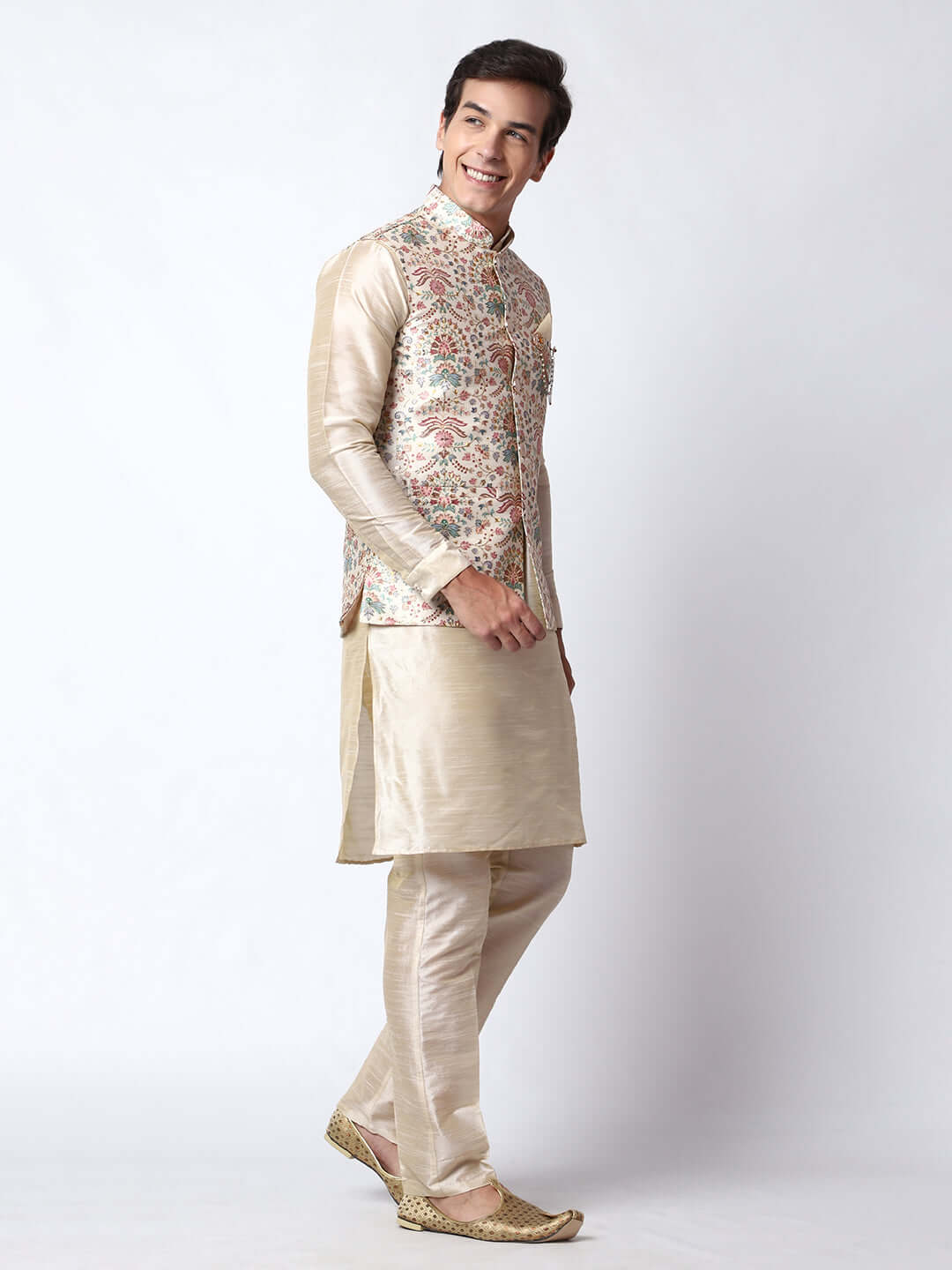 Zari Cream kurta with nehru jacket for men which is made up of dupion silk and has zari embroidery on it. Shop this cream designer wedding kurta jacket set for male from Crease India website.