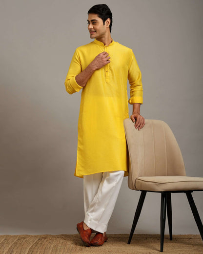 Crease India Pratha Sequin Embroidery Work Yellow Haldi Kurta for Men, perfect men’s kurta for haldi function, Indian day wedding, religious ceremony and Indian cultural event, worldwide delivery available.
