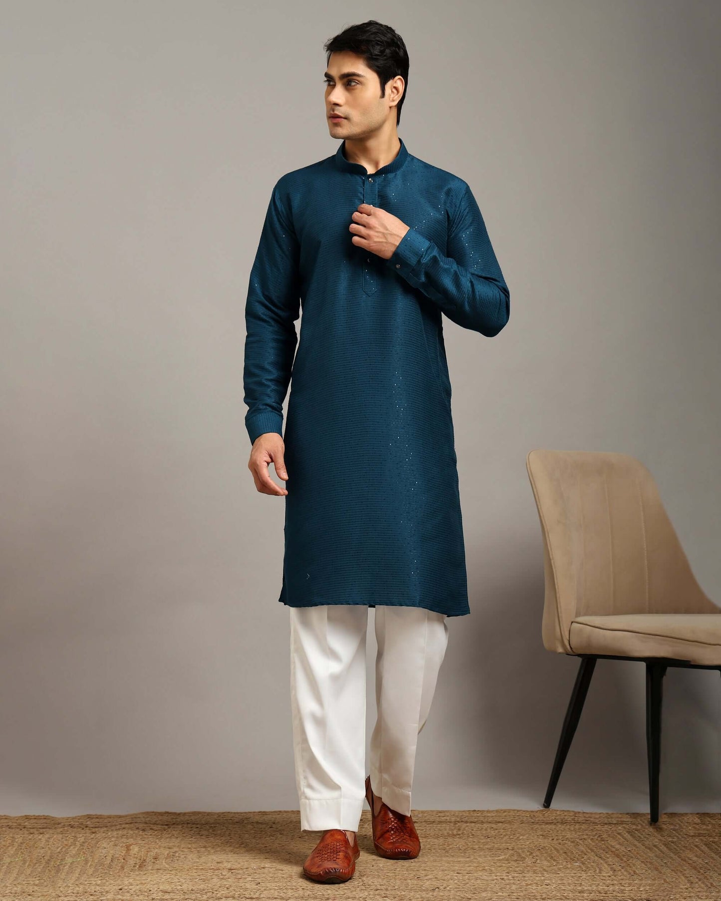Crease India Pratha Sequin Embroidery Work Teal Blue Party Kurta for Men, perfect men’s kurta for cocktail party, wedding reception, sangeet night and Indian cultural event, worldwide delivery available.
