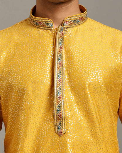 Crease India Zariya Sequin Embroidered Yellow Haldi Kurta for Men, perfect men’s kurta for haldi function, Indian day wedding, engagement ceremony and Indian cultural event, worldwide delivery available.