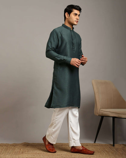 Crease India Pratha Sequin Embroidery Work Bottle Green Wedding Kurta for Men, perfect men’s kurta for Indian day wedding, religious ceremony, wedding reception and Indian cultural event, worldwide delivery available.