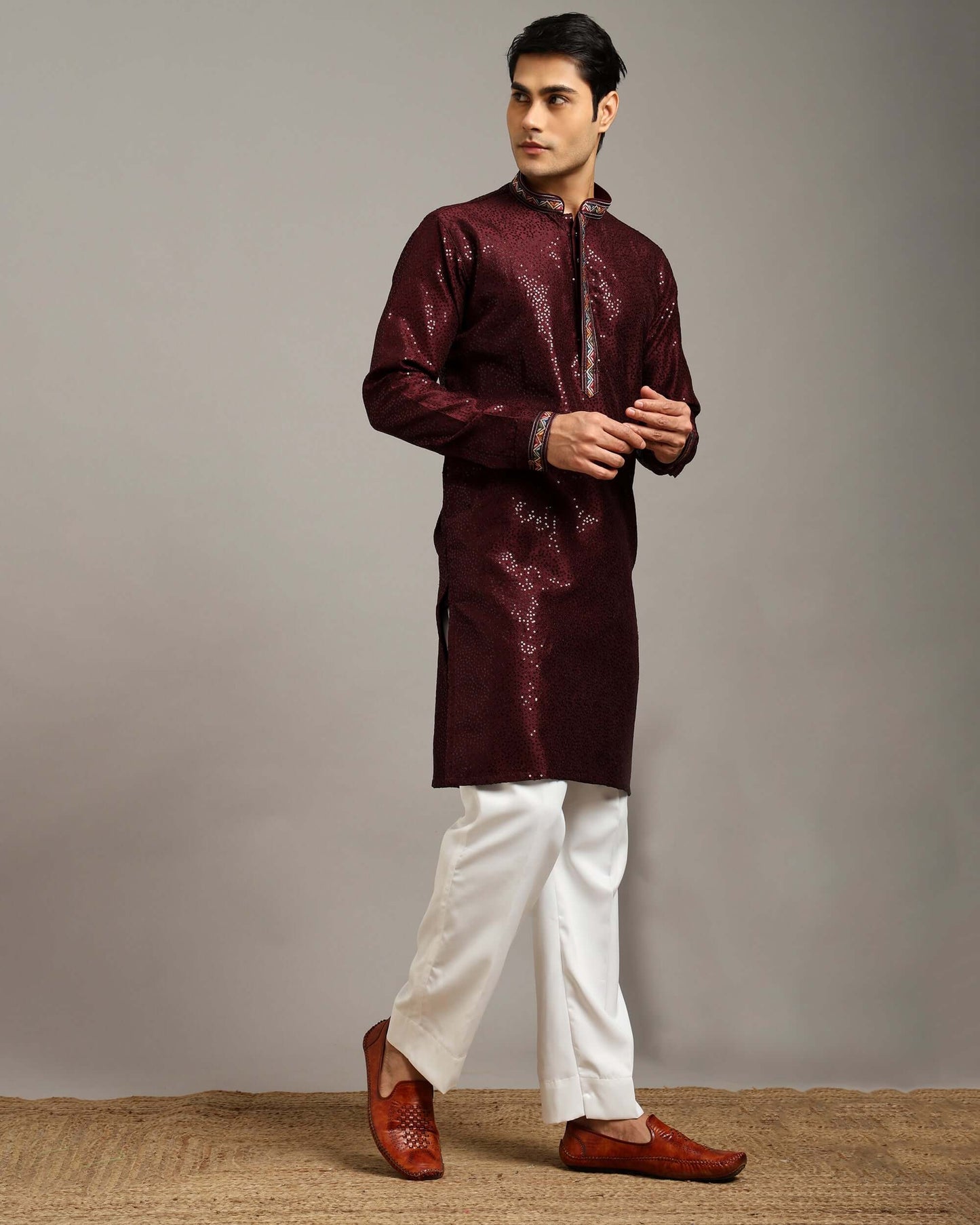 Crease India Zariya Sequin Embroidered Maroon Sangeet Kurta for Men, perfect men’s kurta for sangeet night, wedding reception, cocktail party and Indian cultural event, worldwide delivery available.