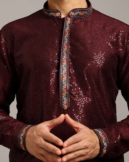 Crease India Zariya Sequin Embroidered Maroon Sangeet Kurta for Men, perfect men’s kurta for sangeet night, wedding reception, cocktail party and Indian cultural event, worldwide delivery available.