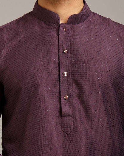 Crease India Pratha Sequin Embroidery Work Wine Wedding Kurta for Men, perfect men’s kurta for wedding reception, sangeet night, engagement ceremony and Indian cultural event, worldwide delivery available.